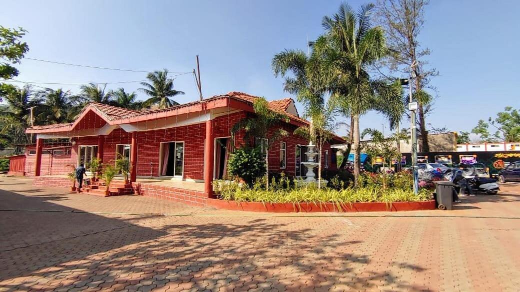 Whispering Woods Resort Lonavala Exteriör bild
